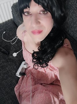 VelvetVixen00 from Greater London,United Kingdom